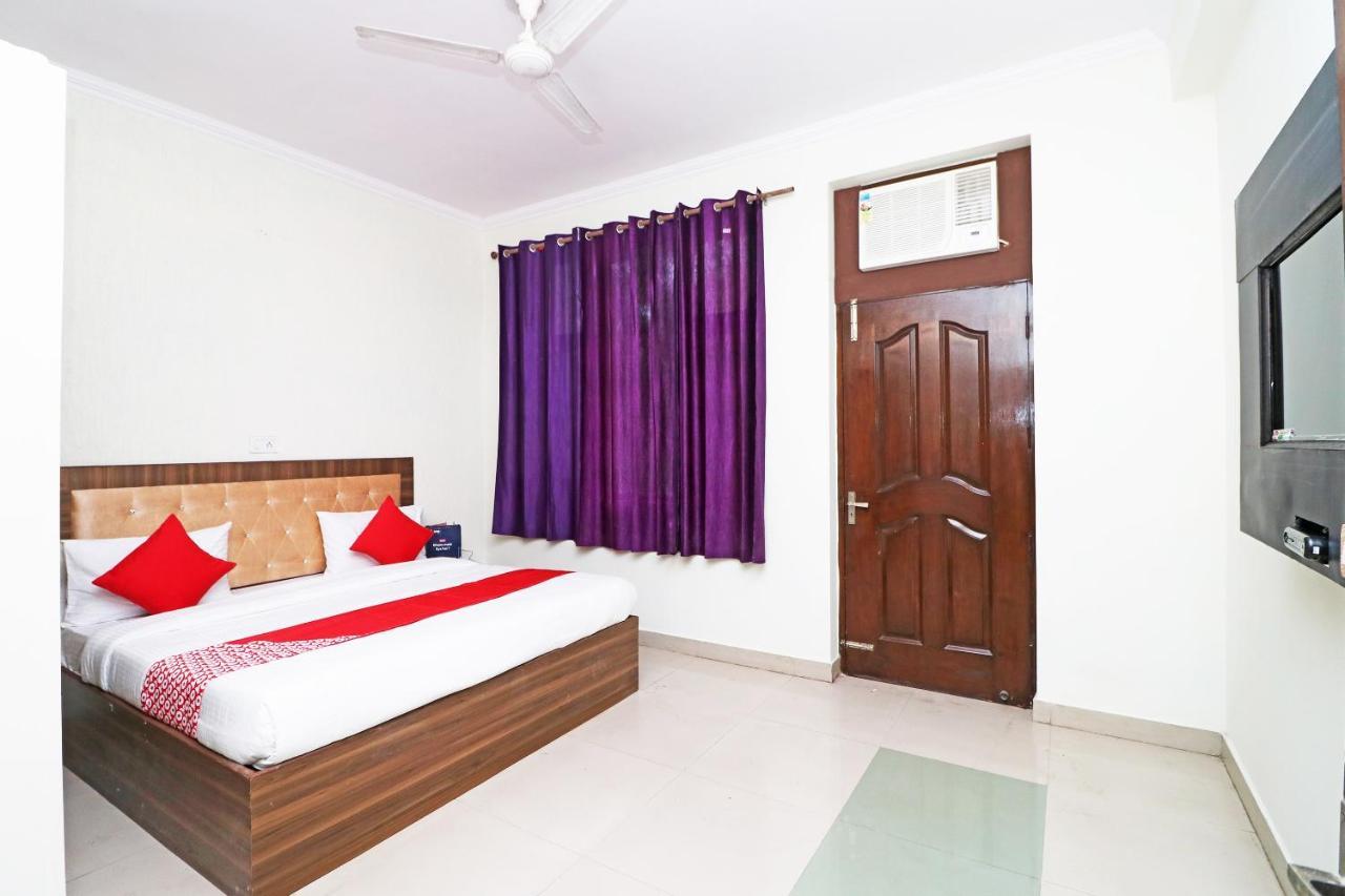 Oyo Flagship 28755 Hotel 9 Palm Rājpur Exterior foto
